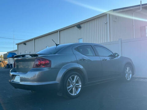 2012 Dodge Avenger SXT Plus