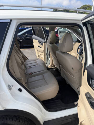 2016 Nissan Rogue SL
