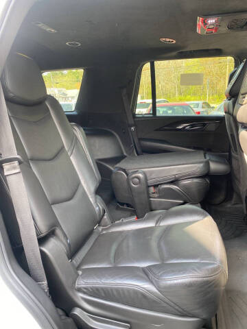 2019 Cadillac Escalade Platinum