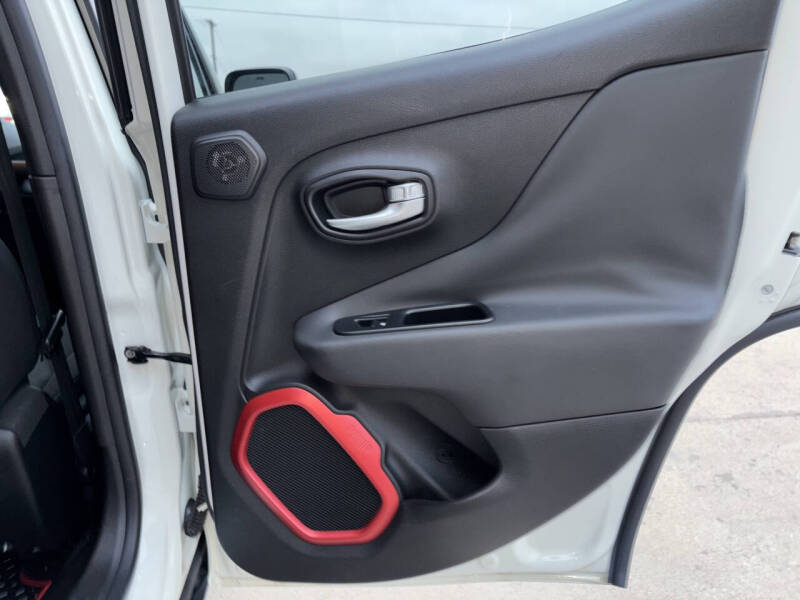 2015 Jeep Renegade Trailhawk