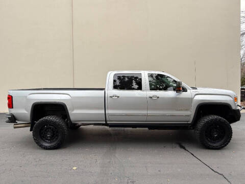 2015 GMC Sierra 2500HD SLT