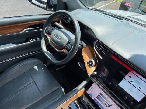 2022 Jeep Grand Wagoneer Series II