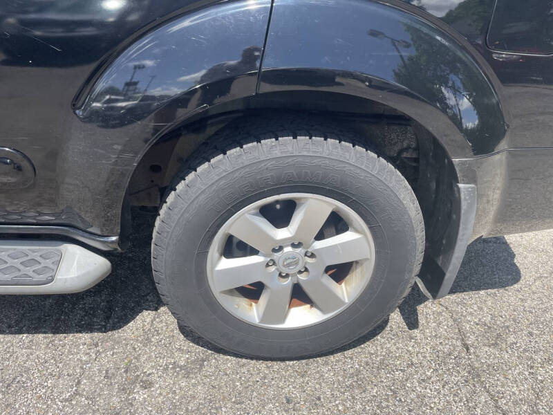 2008 Nissan Pathfinder SE