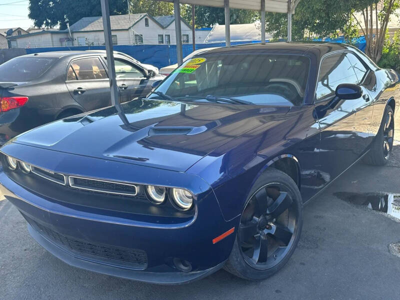 2015 Dodge Challenger SXT