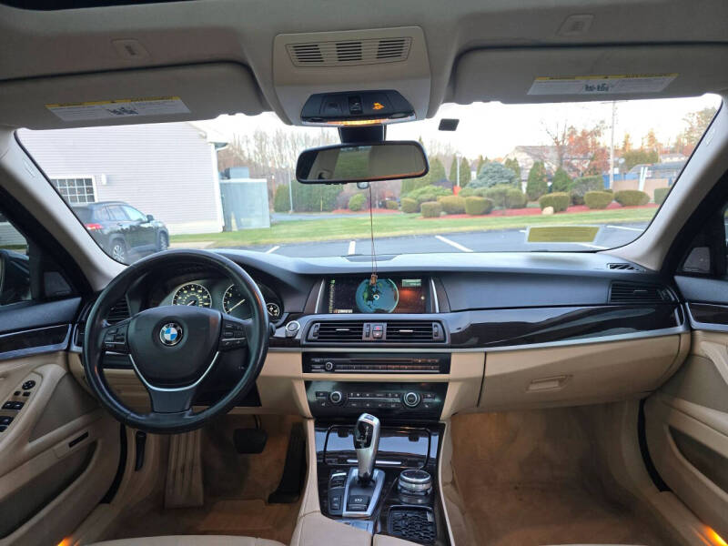 2015 BMW 5 Series 528i xDrive