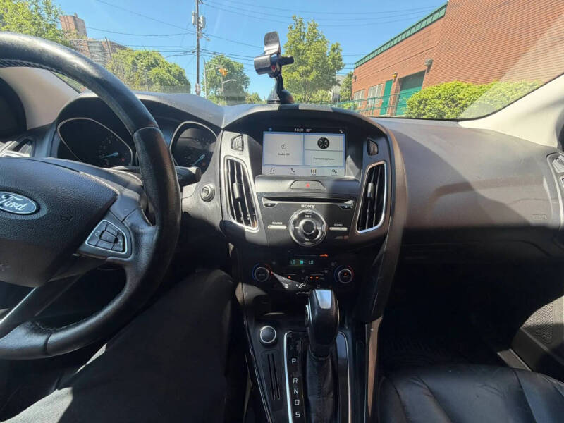 2016 Ford Focus Titanium