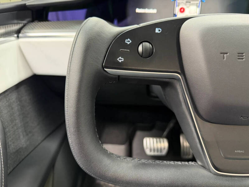 2023 Tesla Model X Plaid