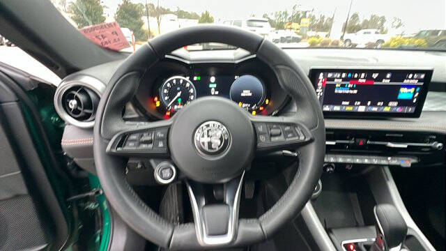 2024 Alfa Romeo Tonale Hybrid Ti