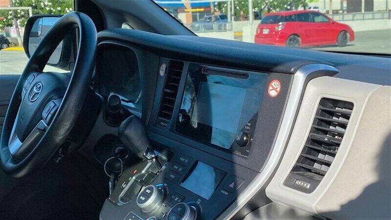 2016 Toyota Sienna L 7-Passenger