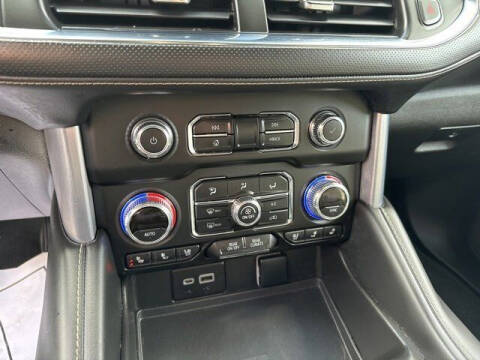 2022 GMC Yukon SLT
