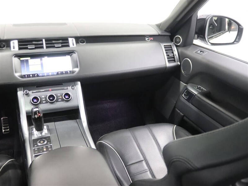 2017 Land Rover Range Rover Sport SVR