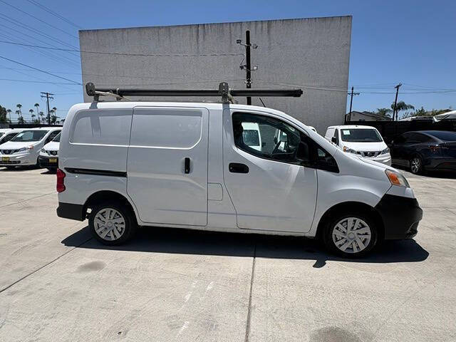 2014 Nissan NV200