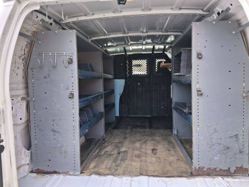 2011 Ford E-Series E-250