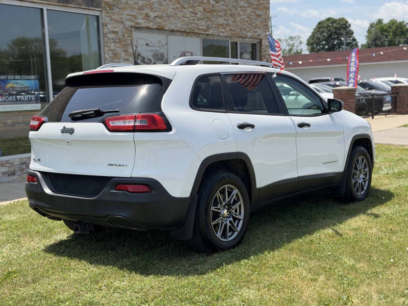 2017 Jeep Cherokee Sport