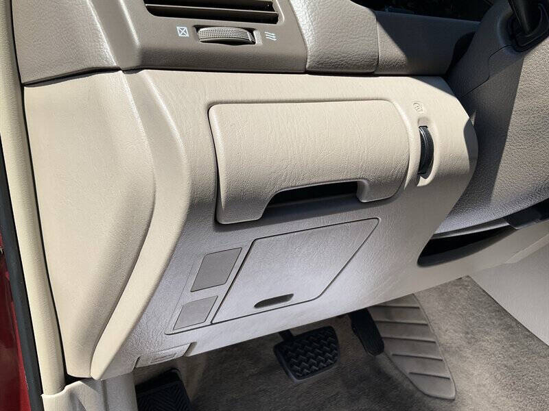 2005 Toyota Camry Standard
