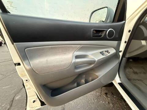 2005 Toyota Tacoma PreRunner V6