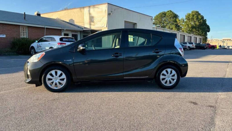 2014 Toyota Prius c Two
