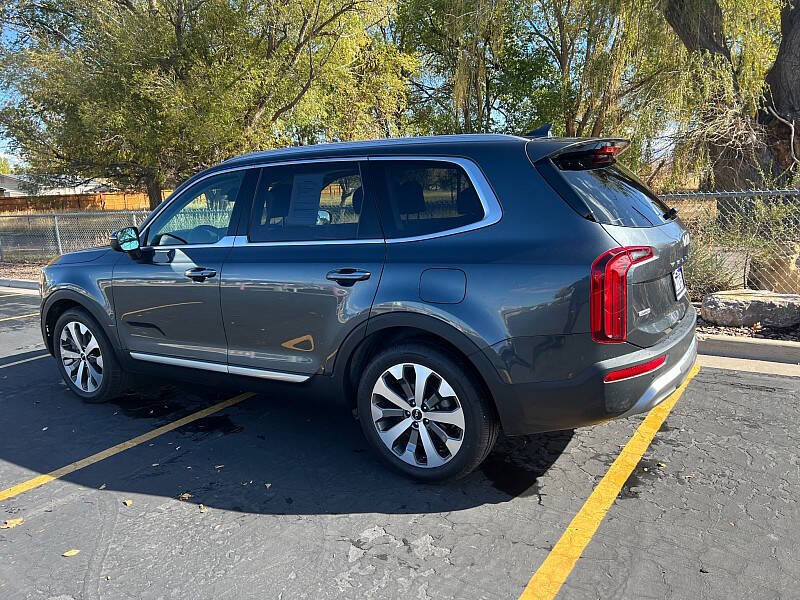2022 Kia Telluride S