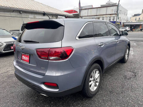 2020 Kia Sorento LX V6