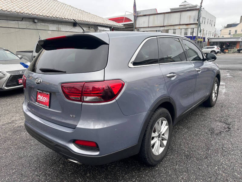 2020 Kia Sorento LX V6