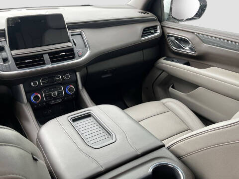 2024 GMC Yukon XL SLT