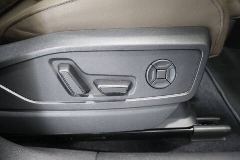 2025 Audi Q5 quattro Premium Plus TFSI