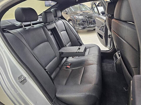 2013 BMW 5 Series 550i