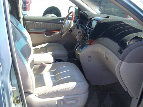 2005 Toyota Sienna XLE 7 Passenger