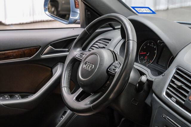 2017 Audi Q3 2.0T quattro Premium Plus