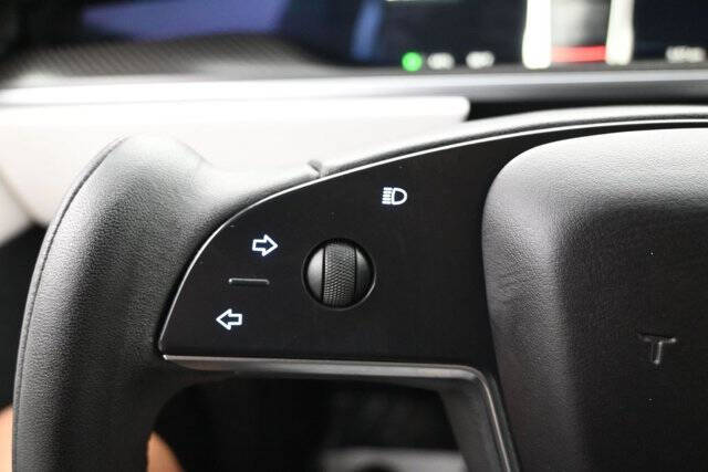 2022 Tesla Model S Plaid