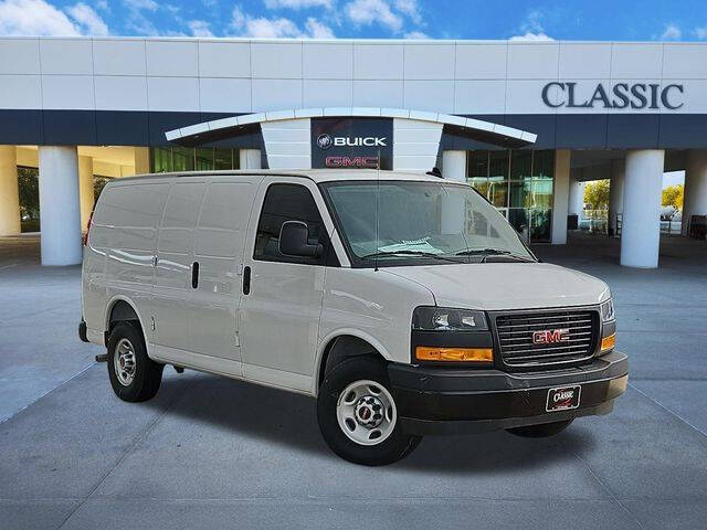 2024 GMC Savana 2500