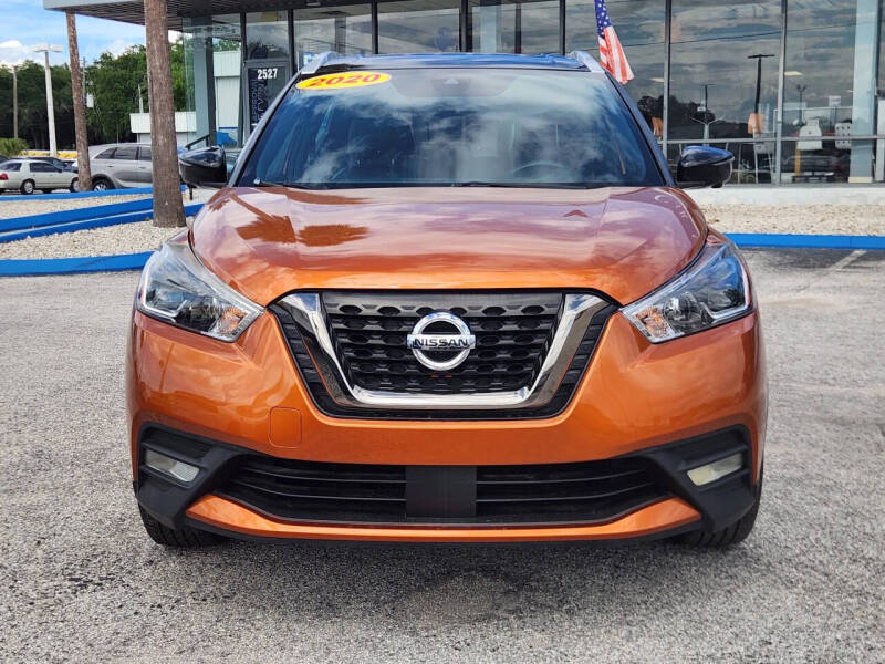 2020 Nissan Kicks SR