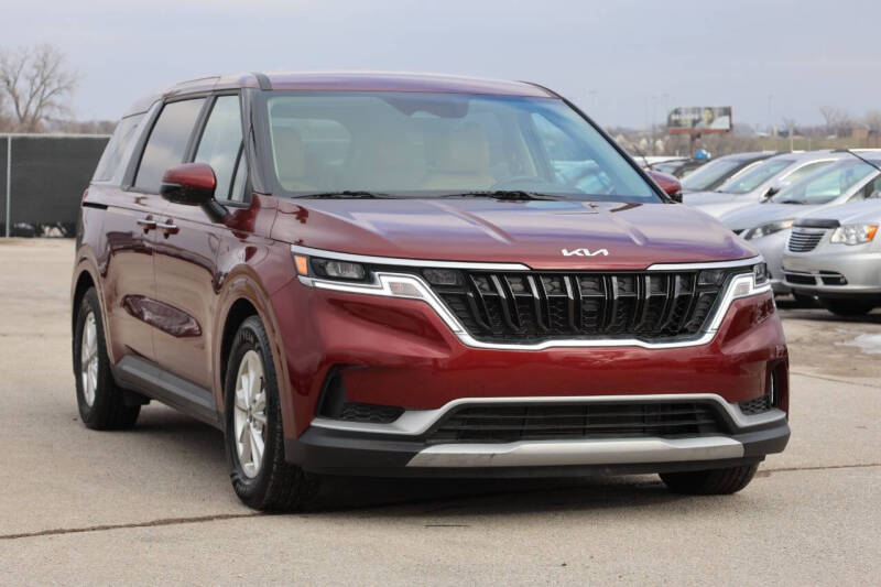 2022 Kia Carnival LX