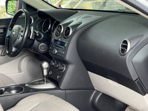 2009 Nissan Rogue SL