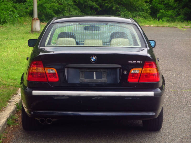 2005 BMW 3 Series 325i