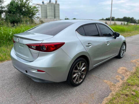 2018 Mazda MAZDA3 Touring