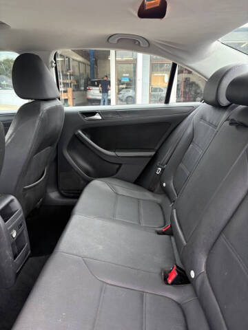 2012 Volkswagen Jetta
