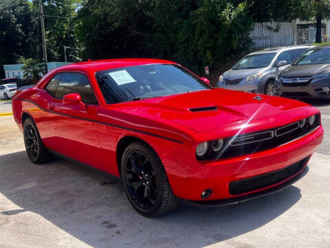 2015 Dodge Challenger SXT Plus