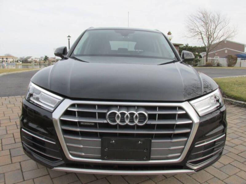 2019 Audi Q5 quattro Premium 45 TFSI