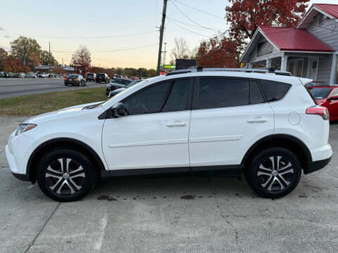 2017 Toyota RAV4 LE