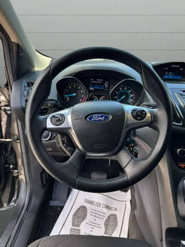 2016 Ford Escape S