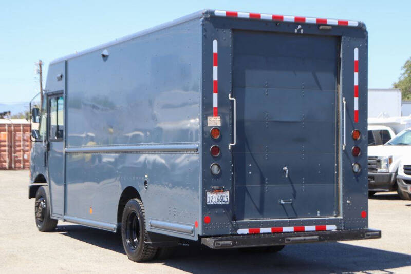 2020 Freightliner MT45 Chassis