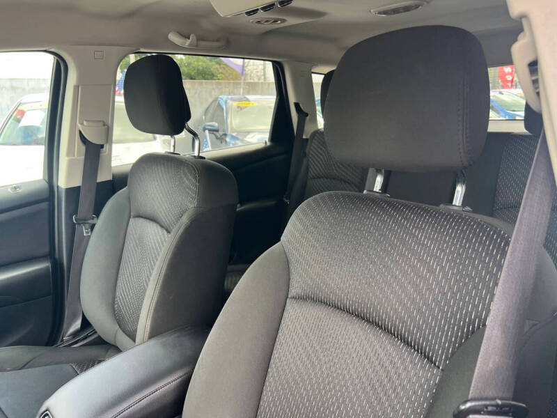 2019 Dodge Journey SE