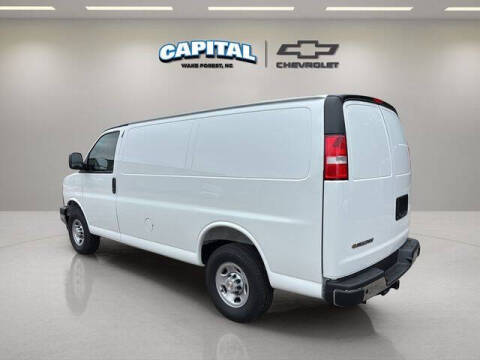 2025 Chevrolet Express 2500