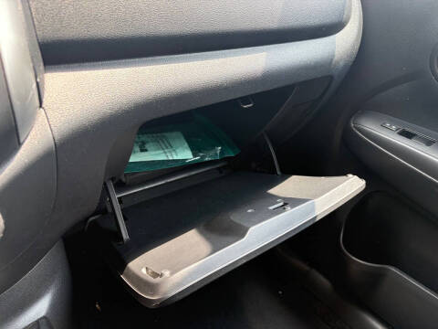 2013 Nissan Versa 1.6 SV
