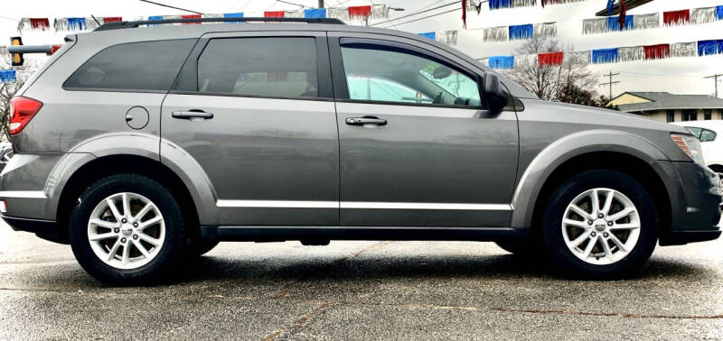 2013 Dodge Journey SXT's photo