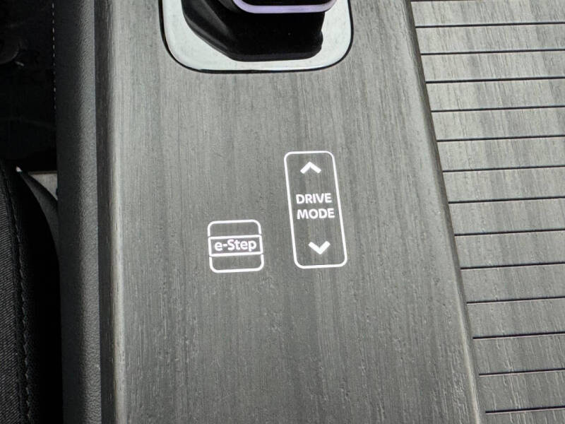 2023 Nissan Ariya Venture+