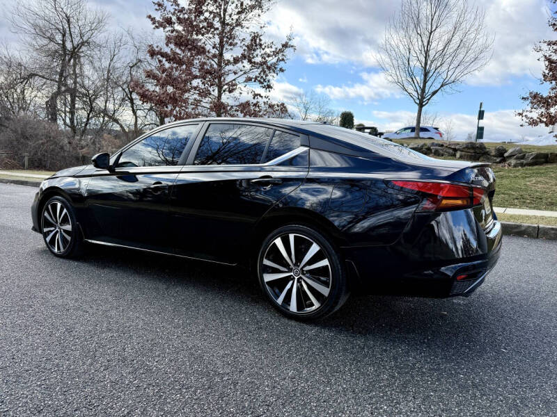 2021 Nissan Altima 2.5 SR