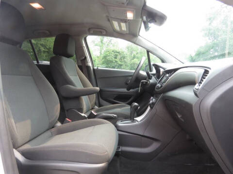 2022 Chevrolet Trax LS