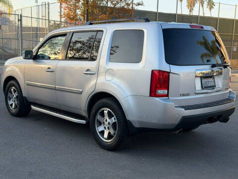2010 Honda Pilot Touring w/Navi w/DVD